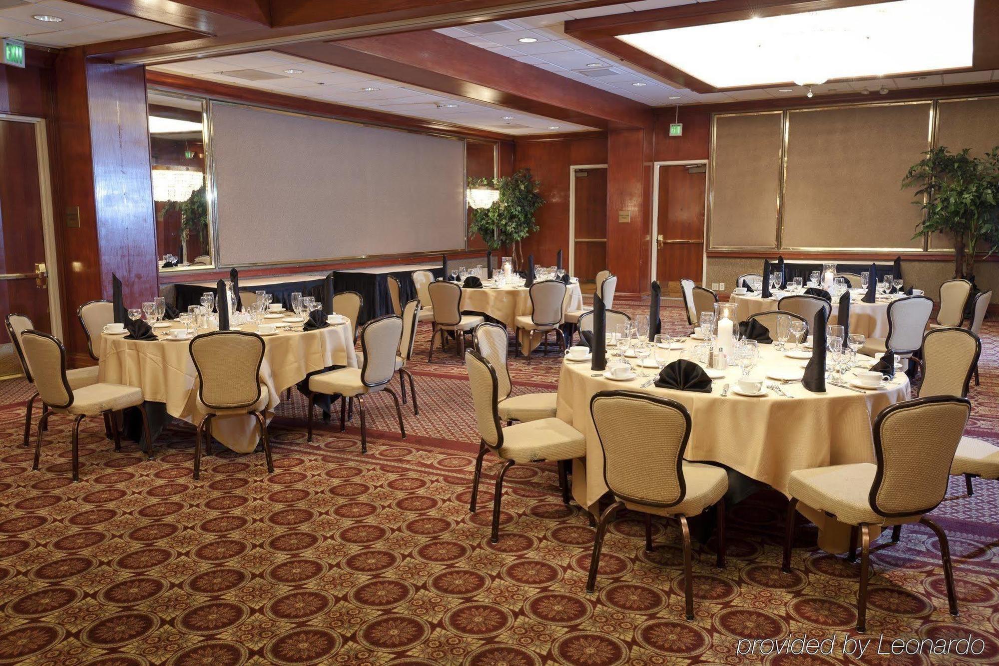 Hyatt Regency Newport Beach West Ресторант снимка